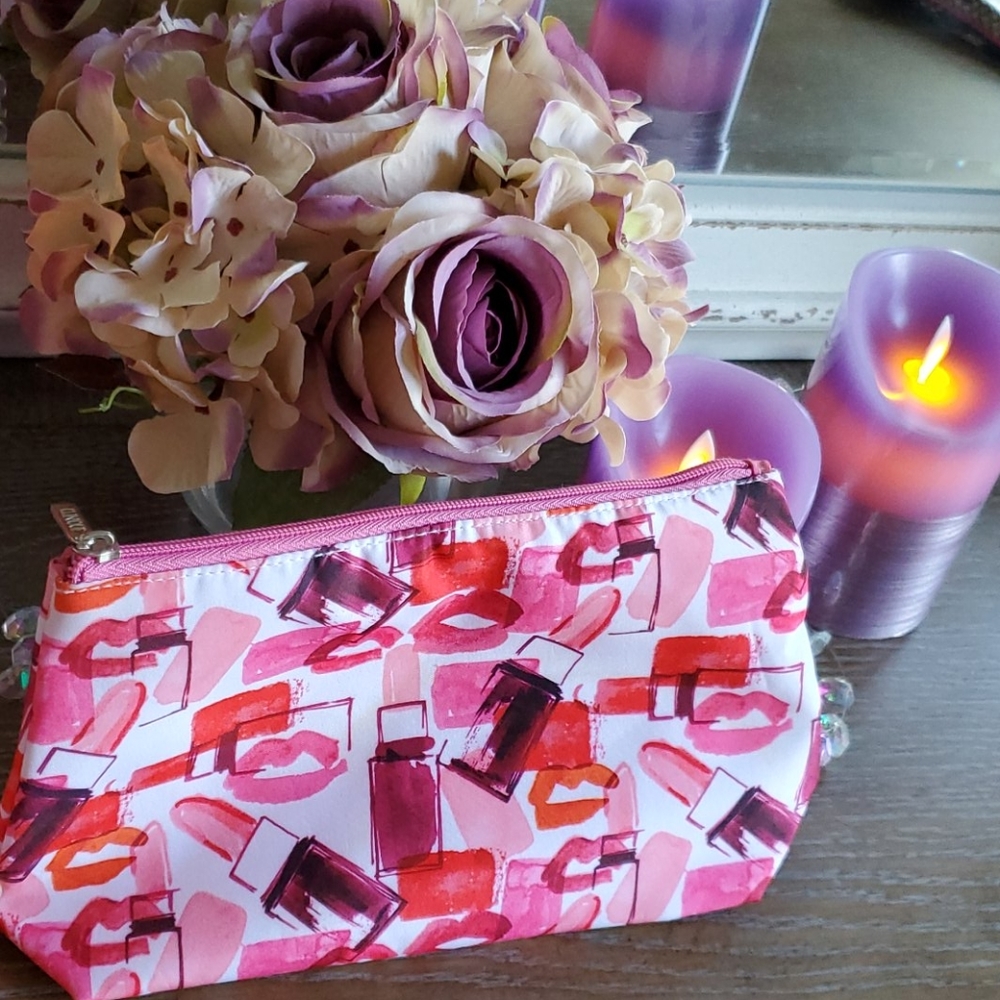 Clinque Cosmetic Bag
